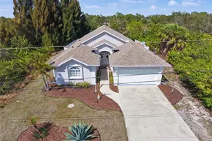 314 Baytree Dr, Rotonda West, FL 33947 - Photo 4