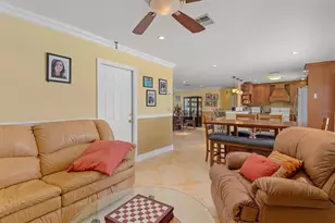 109 Peckham St SE, Port Charlotte, FL 33952 - Photo 10