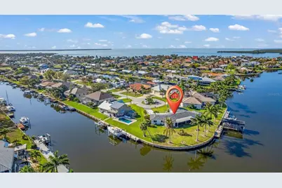 138 Colonial Street SW, Port Charlotte, FL 33952 - Photo 2