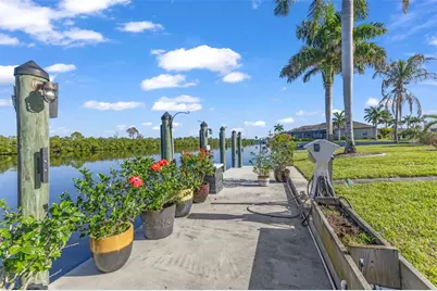 138 Colonial Street SW, Port Charlotte, FL 33952 - Photo 6