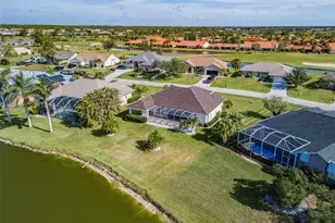 12942 SW Kingsway Cir, Lake Suzy, FL 34269 - Photo 30