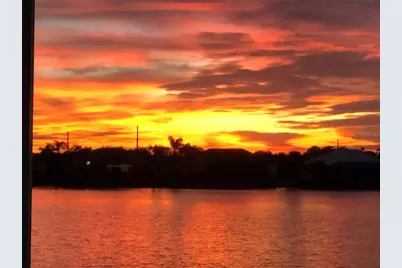 12942 SW Kingsway Circle, Lake Suzy, FL 34269 - Photo 2