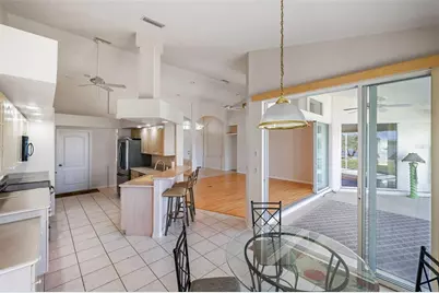 12942 SW Kingsway Circle, Lake Suzy, FL 34269 - Photo 16