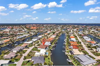 360 Capri Isles Court, Punta Gorda, FL 33950 - Photo 4