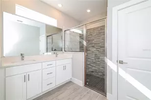 1055 Desmoines Ln, Poinciana, FL 34759 - Photo 10