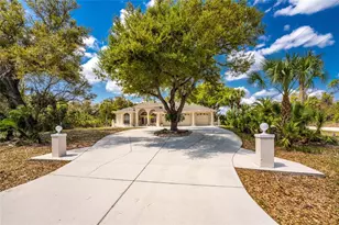 1009 Beach St, Port Charlotte, FL 33953 - Photo 2