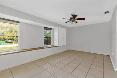 923 Linnaen Terrace NW, Port Charlotte, FL 33948 - Photo 10