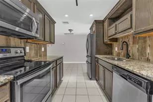 923 Linnaen Terrace NW, Port Charlotte, FL 33948 - Photo 6