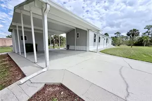 3815 Bravo Rd, Port Charlotte, FL 33953 - Photo 10