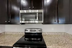 7226 Lumber Port Dr, Ruskin, FL 33573 - Photo 6