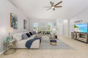 2705 SW 11th Pl, Cape Coral, FL 33914 - Photo 4