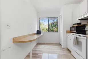 1628 Clower Creek Dr, Sarasota, FL 34231 - Photo 8