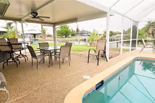 392 E Tarpon Blvd NW, Port Charlotte, FL 33952 - Photo 4