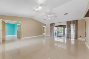 27300 San Carlos Dr, Punta Gorda, FL 33983 - Photo 4