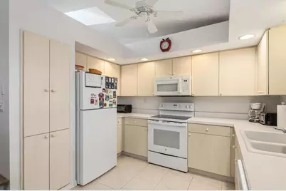 441 Corrientes Circle, Punta Gorda, FL 33983 - Photo 10