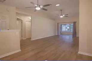 6032 Magpie Dr, Lakeland, FL 33809 - Photo 2