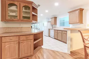 2100 Kings Hwy, Port Charlotte, FL 33980 - Photo 4