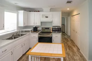 12116 SW County Rd 769 # 311, Lake Suzy, FL 34269 - Photo 14