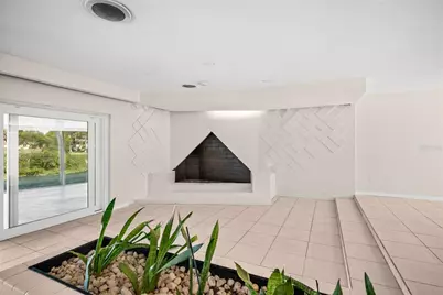 801 Pinellas Point Drive S, Saint Petersburg, FL 33705 - Photo 6