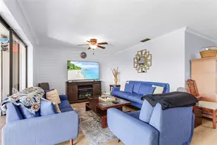 3935 Country Club Blvd, Cape Coral, FL 33904 - Photo 10