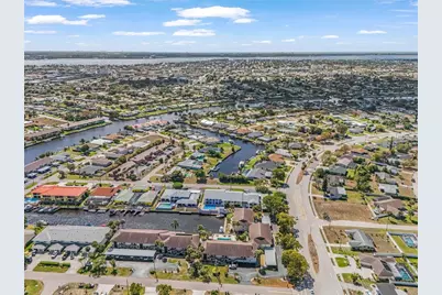 3935 Country Club Boulevard #17, Cape Coral, FL 33904 - Photo 28