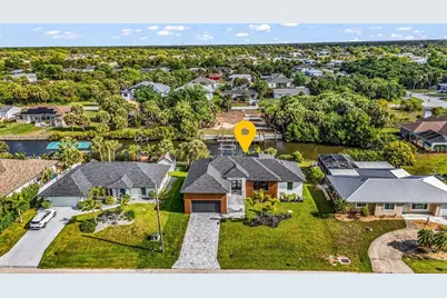 18514 Ashcroft Circle, Port Charlotte, FL 33948 - Photo 2