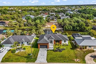 18514 Ashcroft Cir, Port Charlotte, FL 33948 - Photo 2