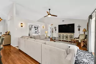 23271 McQuade Ave, Port Charlotte, FL 33980 - Photo 16