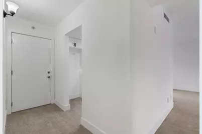 2366 E Mall Drive #101, Fort Myers, FL 33901 - Photo 4