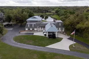 4610 Hidden River Rd, Sarasota, FL 34240 - Photo 4