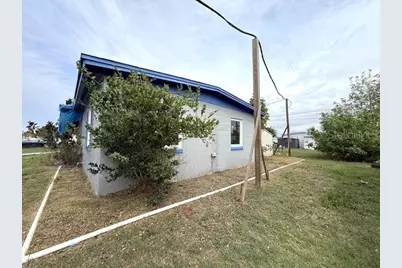 21661 Augusta Avenue, Port Charlotte, FL 33952 - Photo 4