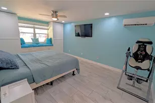 1212 Pineland Ave, Venice, FL 34285 - Photo 26