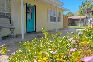 1212 Pineland Ave, Venice, FL 34285 - Photo 4