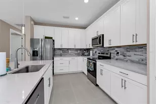 2117 Laurifolia Ct, North Port, FL 34289 - Photo 8