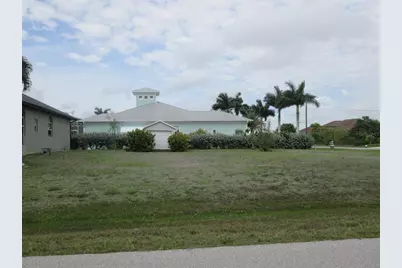 15352 Pottstown Avenue, Port Charlotte, FL 33981 - Photo 2