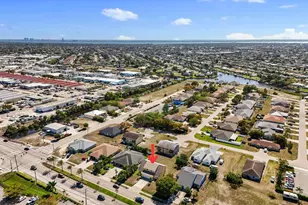 1013 Country Club Blvd, Cape Coral, FL 33990 - Photo 54