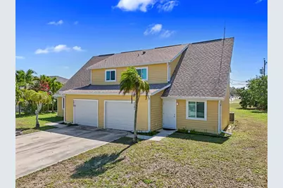 1013 Country Club Boulevard #1101, Cape Coral, FL 33990 - Photo 2