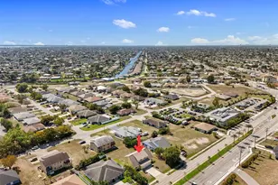 1013 Country Club Blvd, Cape Coral, FL 33990 - Photo 56