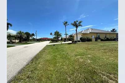 3611 Bonaire Court, Punta Gorda, FL 33950 - Photo 10