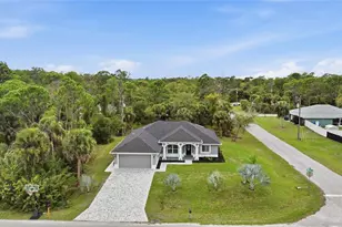 17507 Waco Ave, Port Charlotte, FL 33948 - Photo 28