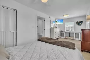 137 Poinsettia Cir NE, Port Charlotte, FL 33952 - Photo 16