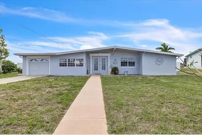 137 Poinsettia Circle NE, Port Charlotte, FL 33952 - Photo 1