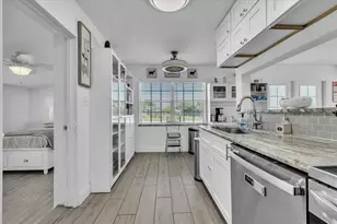 137 Poinsettia Cir NE, Port Charlotte, FL 33952 - Photo 12