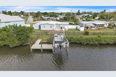 137 Poinsettia Circle NE, Port Charlotte, FL 33952 - Photo 28