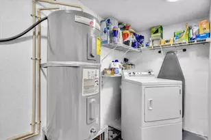 137 Poinsettia Cir NE, Port Charlotte, FL 33952 - Photo 20