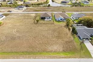 217 NW 20th Ave, Cape Coral, FL 33993 - Photo 4