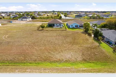 217 NW 20th Avenue, Cape Coral, FL 33993 - Photo 2