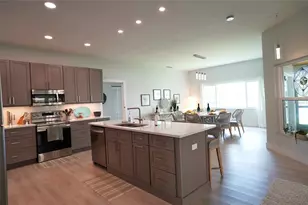 204 Carriage House Ln, Nokomis, FL 34275 - Photo 16