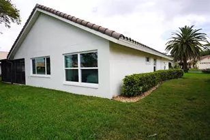 204 Carriage House Ln, Nokomis, FL 34275 - Photo 8