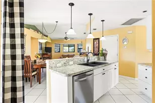 21362 Walling Ct, Port Charlotte, FL 33954 - Photo 8